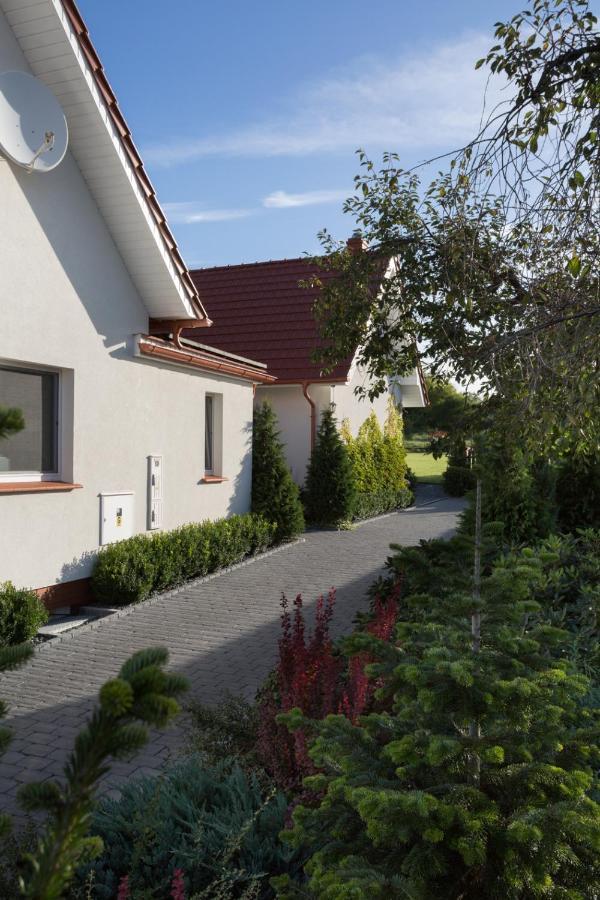 Lea Barn Apartment Żagań Exterior foto